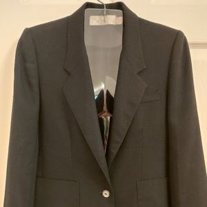Women's black blazer, Evan Picone size 12P